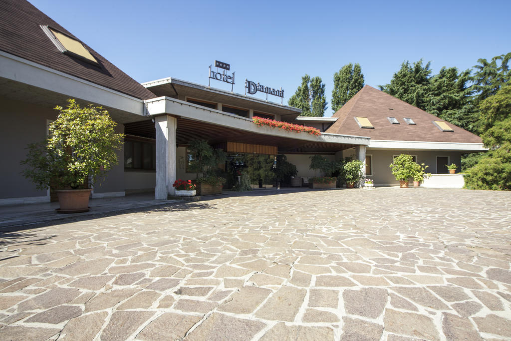 Hotel I Diamanti Garlasco المظهر الخارجي الصورة